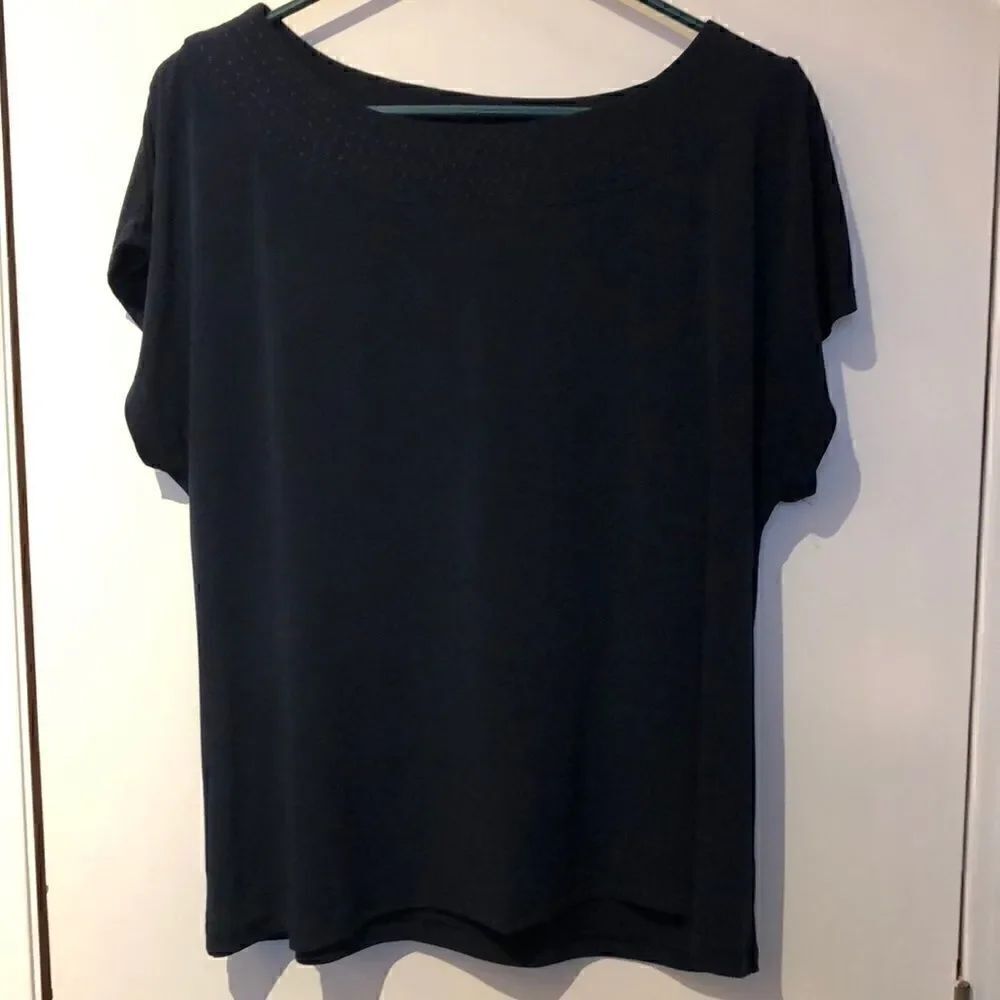 Navy poly top size L - Picture 1 of 3